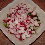 Salat Assorti iz redisa avokado i cheremshi 150x150 Салат Ассорти из редиса, авокадо и черемши
