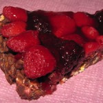 Byistryiy tort s shokoladom hlopyami i yagodami 150x150 Быстрый торт с шоколадом, хлопьями и ягодами