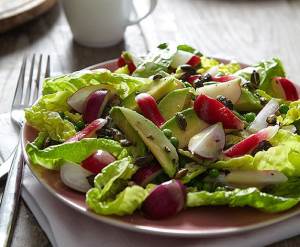 Assorti salat s redisom fenhelem i avokado Ассорти   салат с редисом, фенхелем и авокадо