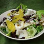 Salat s kalmarami i tsitrusami 150x150 Рулетики из ветчины и чернослива (с орехами и голубым сыром)
