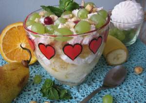 Salat   Fruktovyiy   s yogurtom Салат «Фруктовый» с йогуртом